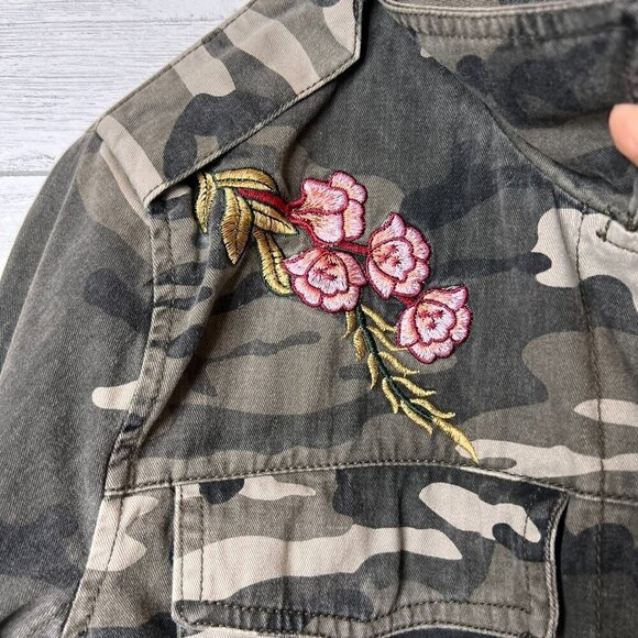 Atmosphere Shacket Womens Size 10 Camouflage Floral Patches Utility Military - Picture 8 of 16